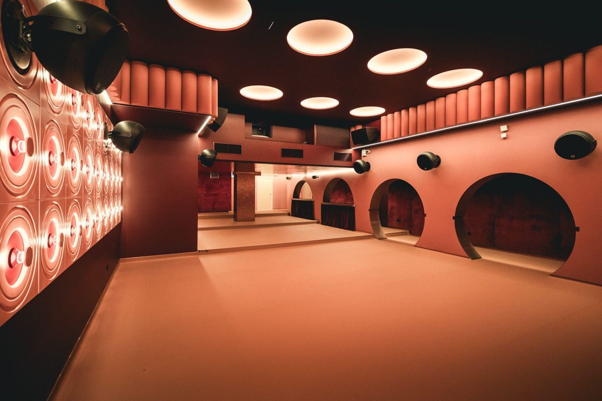Elysee-Lincoln_Club_Geoffre