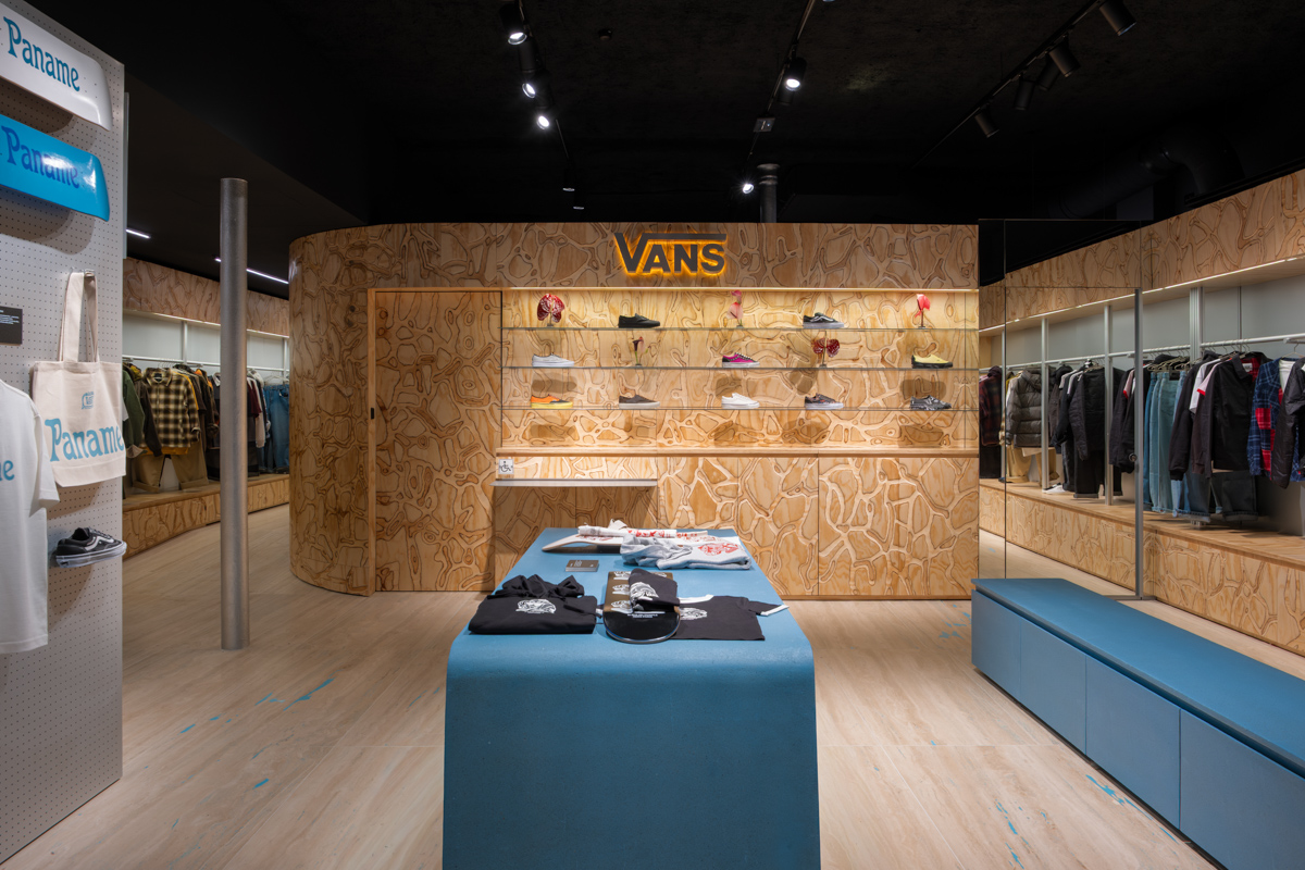Vans le Marais