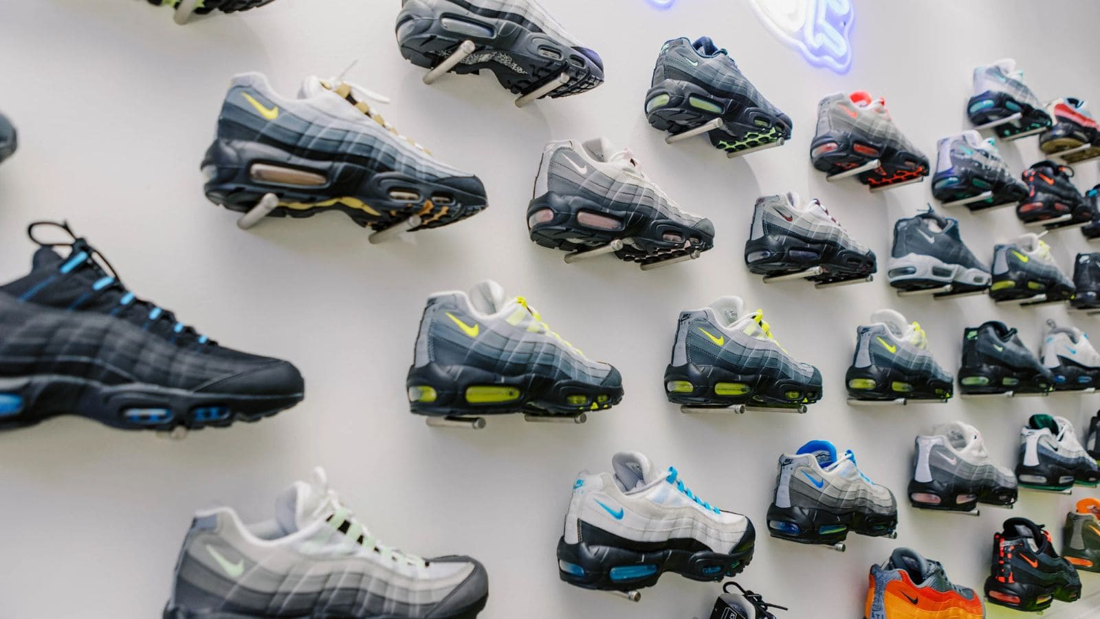 nike AM 95 HISTORY